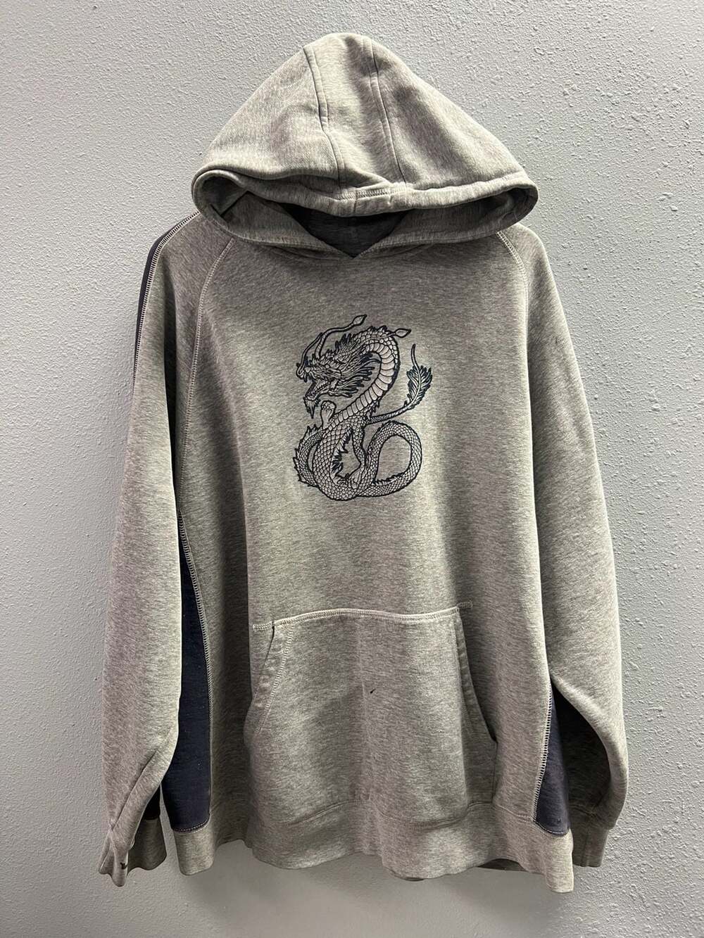 Vintage Phys.Sci Embroidered Dragon Hoodie 2x Grey Skater Y2K Goth Baggy 0020